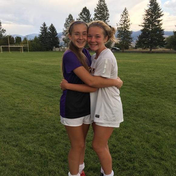 Meet your Posher, Faith - Picture 5 of 8